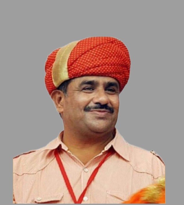 દિલીપસિંહજી દાદભા ચુડાસમા  